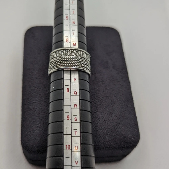 Large band ring - Picture 4 of 5